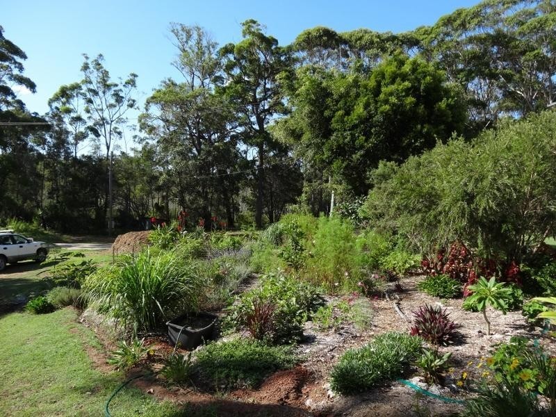 6 STOCK ST, Russell Island QLD 4184