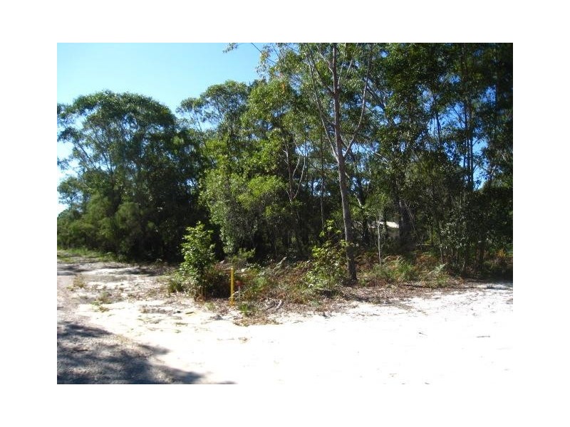 29 Grove Road, Russell Island QLD 4184