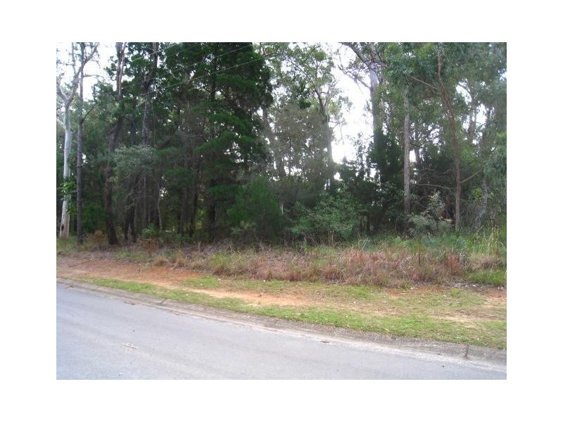 30 CAMBRIDGE RD, Russell Island QLD 4184