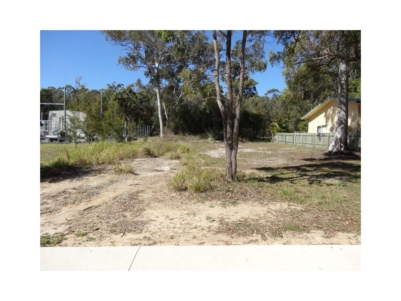 41 Centre Road, Russell Island QLD 4184