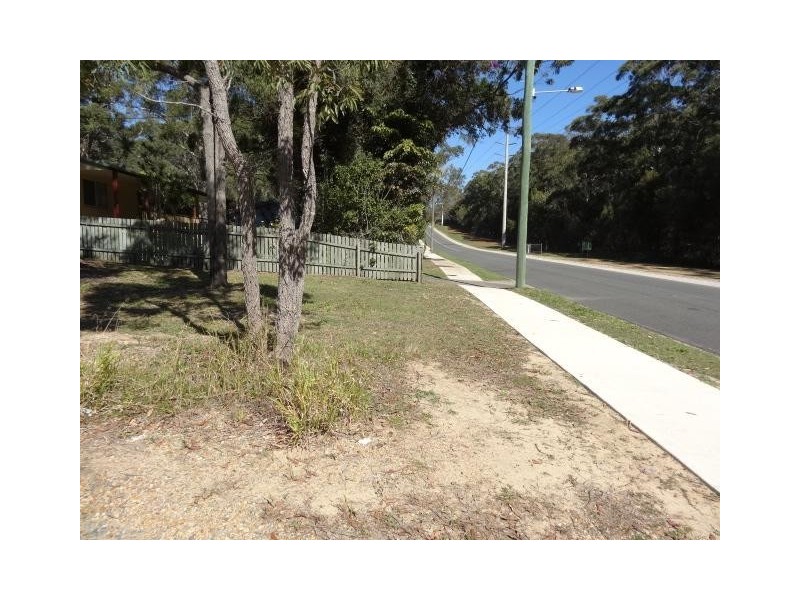 41 Centre Road, Russell Island QLD 4184