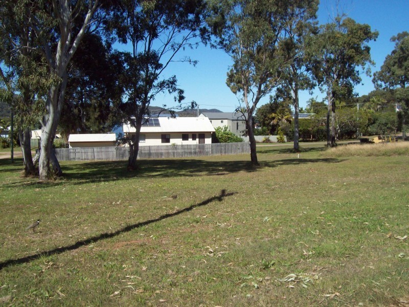 18 Zephyr Street, Russell Island QLD 4184