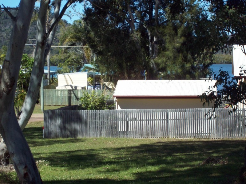 18 Zephyr Street, Russell Island QLD 4184