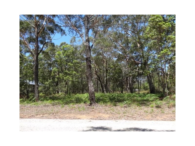 17 Bowen Avenue, Russell Island QLD 4184