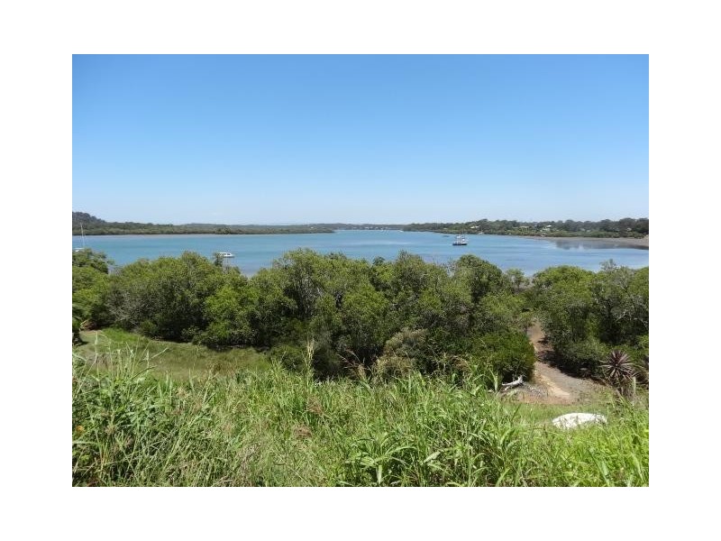 146 Canaipa Point Drive, Russell Island QLD 4184