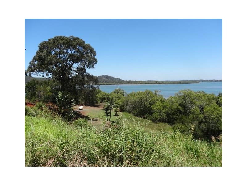 146 Canaipa Point Drive, Russell Island QLD 4184