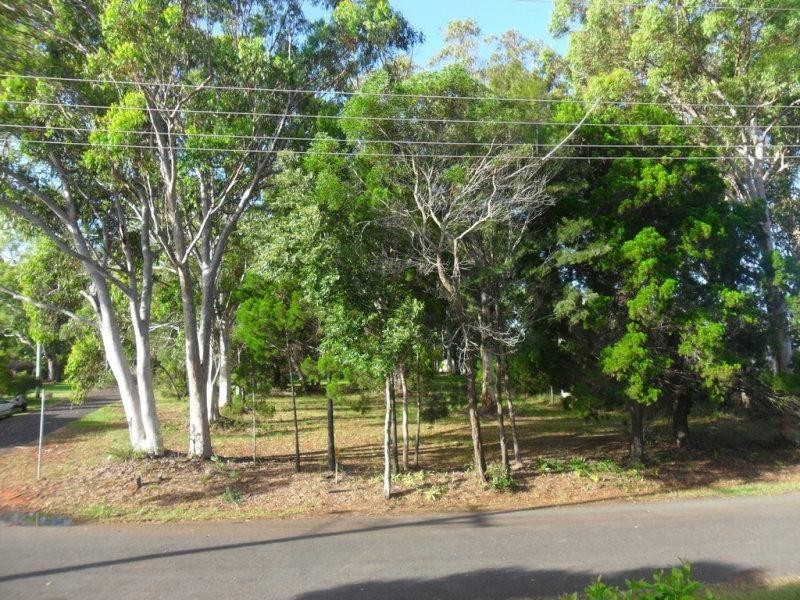 24 Treasure Island Avenue, Karragarra Island QLD 4184