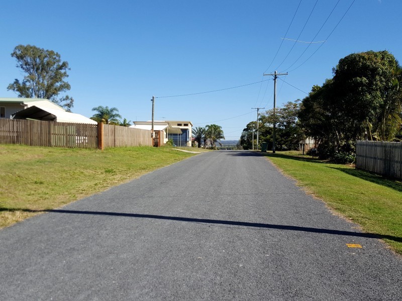 8 Panorama Avenue, Russell Island QLD 4184