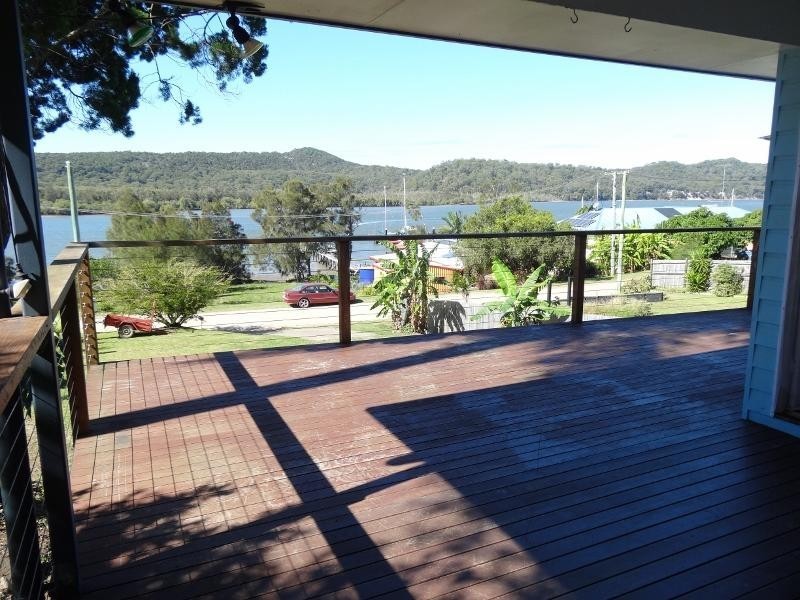 80 Wahine Drive, Russell Island QLD 4184