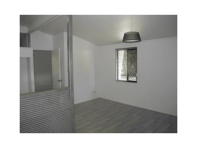 3 Crystal St, Russell Island QLD 4184