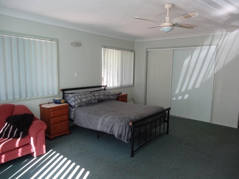 28-32 Pookanah St, Russell Island QLD 4184