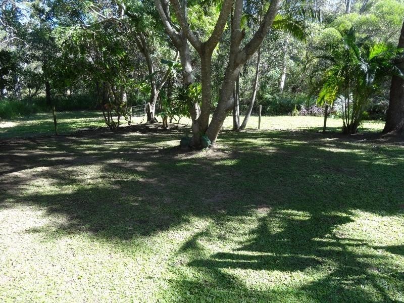 28-32 Pookanah St, Russell Island QLD 4184