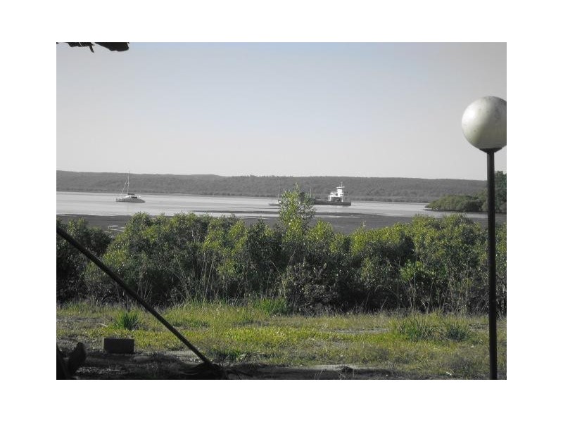 21 Hawthornden Dve, Russell Island QLD 4184