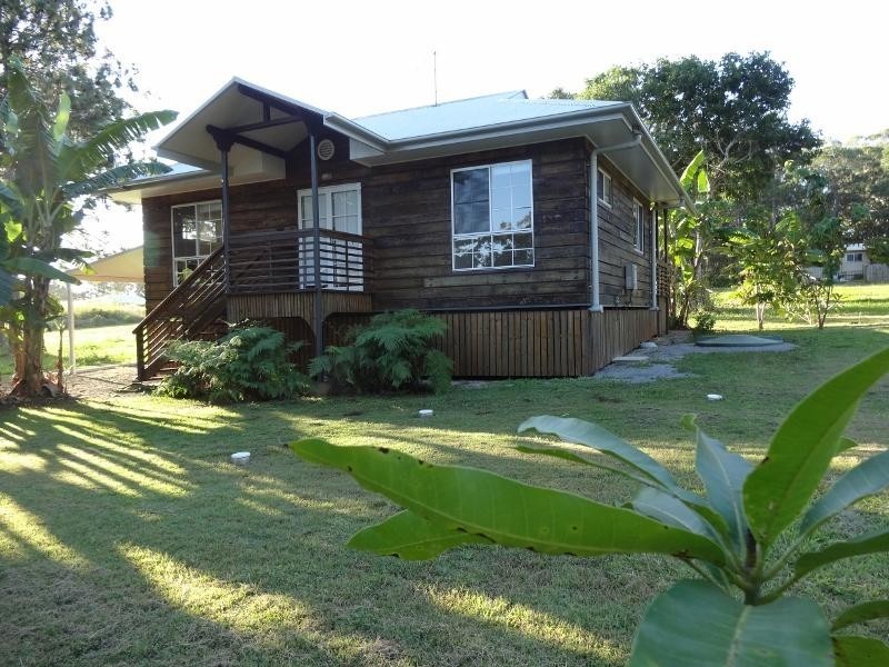 41 Taylor Street, Russell Island QLD 4184