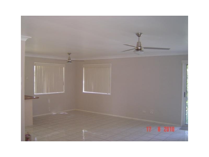 4 PHILLIPS, Russell Island QLD 4184