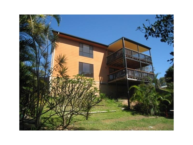 5 PLAYER CT., Russell Island QLD 4184