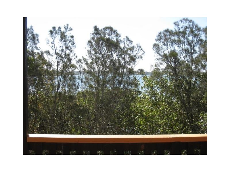 5 PLAYER CT., Russell Island QLD 4184