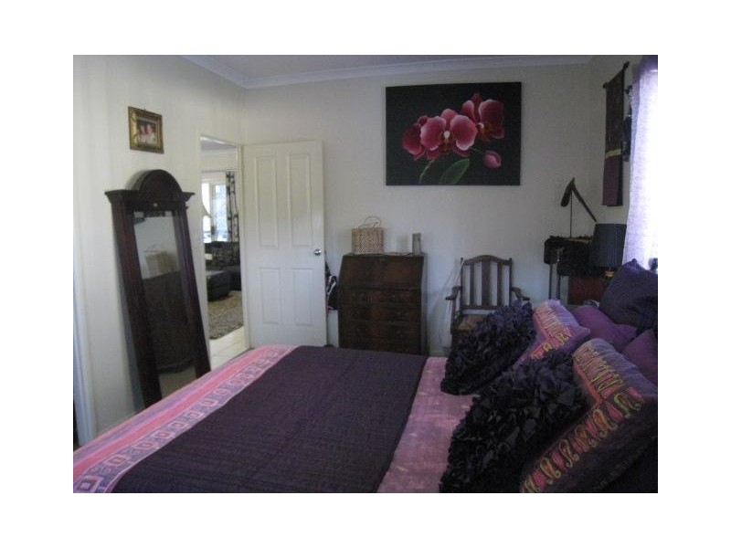 24  LITTLE COVE RD., Russell Island QLD 4184