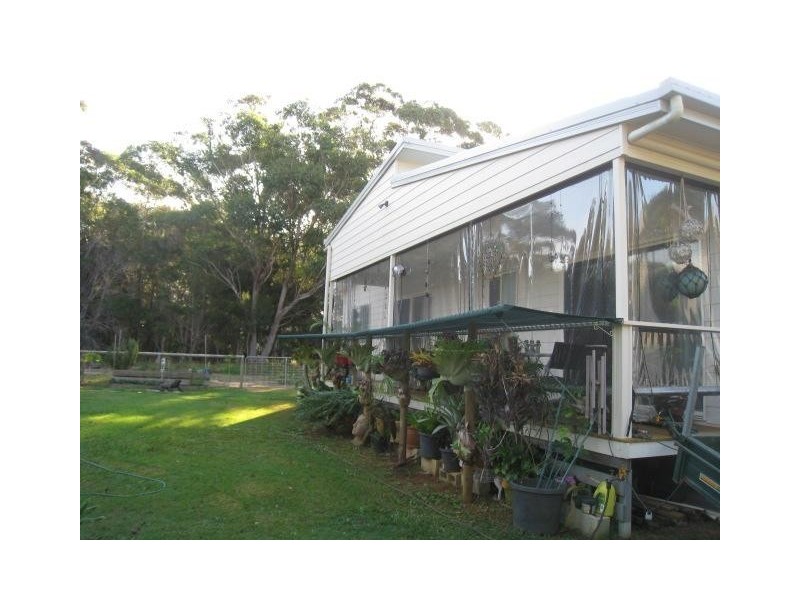 24  LITTLE COVE RD., Russell Island QLD 4184