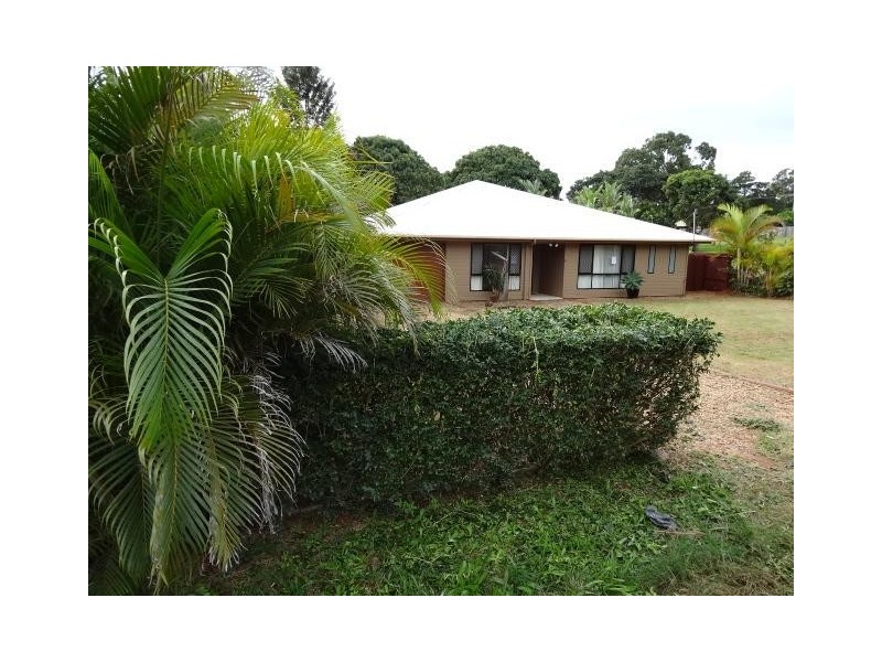 9 LAUREL STREET, Russell Island QLD 4184