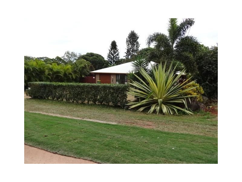 9 LAUREL STREET, Russell Island QLD 4184