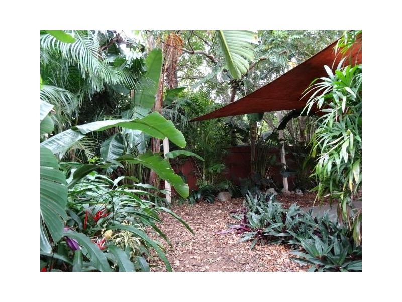 9 LAUREL STREET, Russell Island QLD 4184