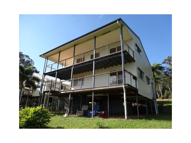 148 palm beach rd, Russell Island QLD 4184