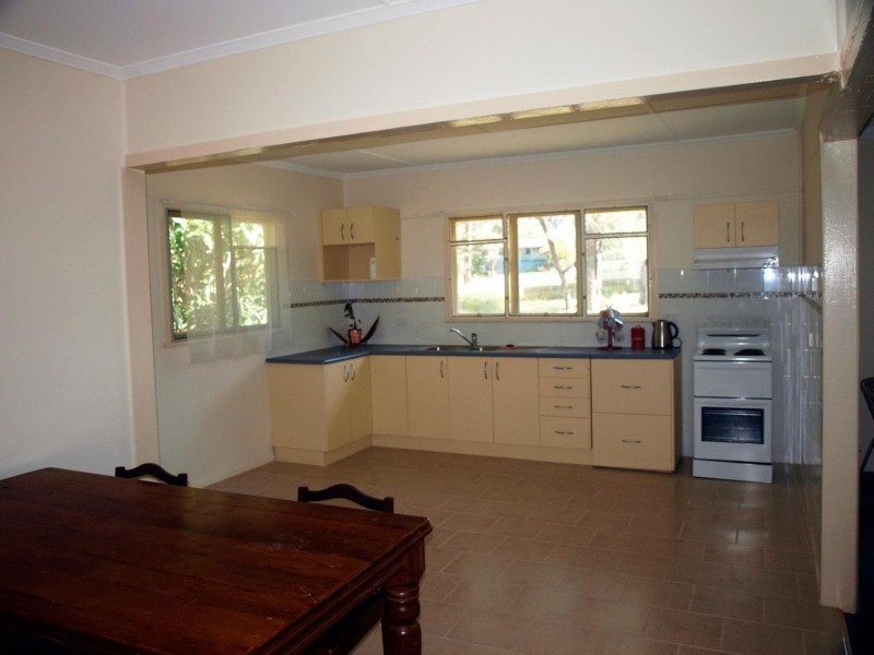 4 Goolagong Street, Russell Island QLD 4184