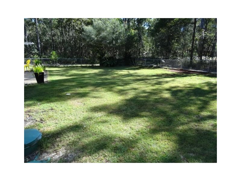 17 COOK, Russell Island QLD 4184