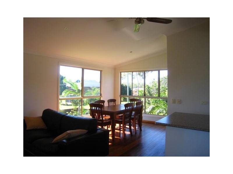 3 Willes Street, Russell Island QLD 4184