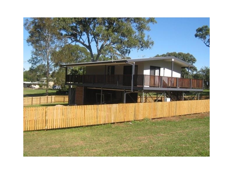 9 PATTERSON ST, Russell Island QLD 4184