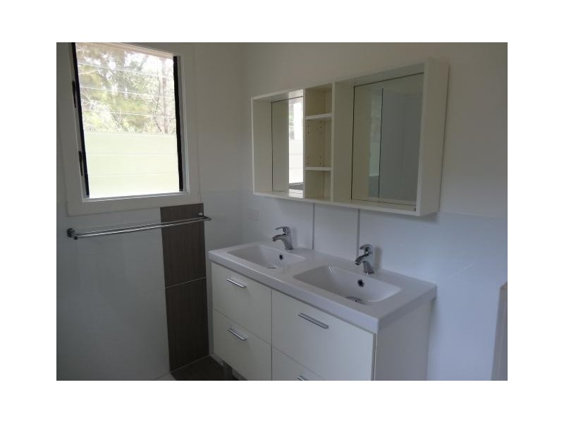 34 CHANNEL STREET, Russell Island QLD 4184