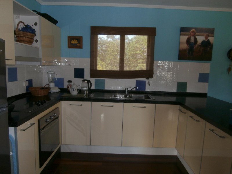 72 LAUREL STREET, Russell Island QLD 4184