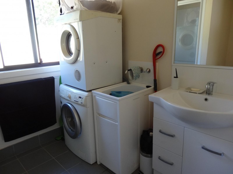 6 SLOOP STREET, Russell Island QLD 4184