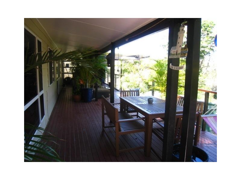 48 Tenanne Street, Russell Island QLD 4184