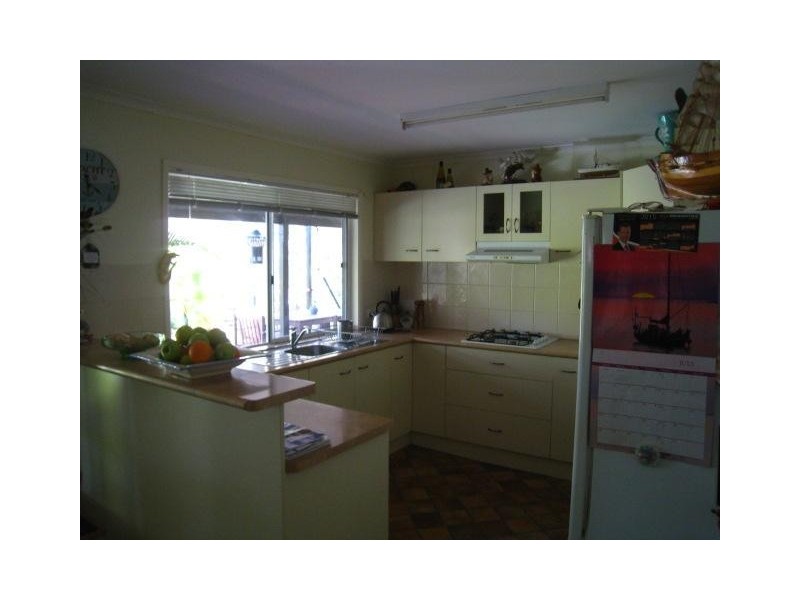 48 Tenanne Street, Russell Island QLD 4184