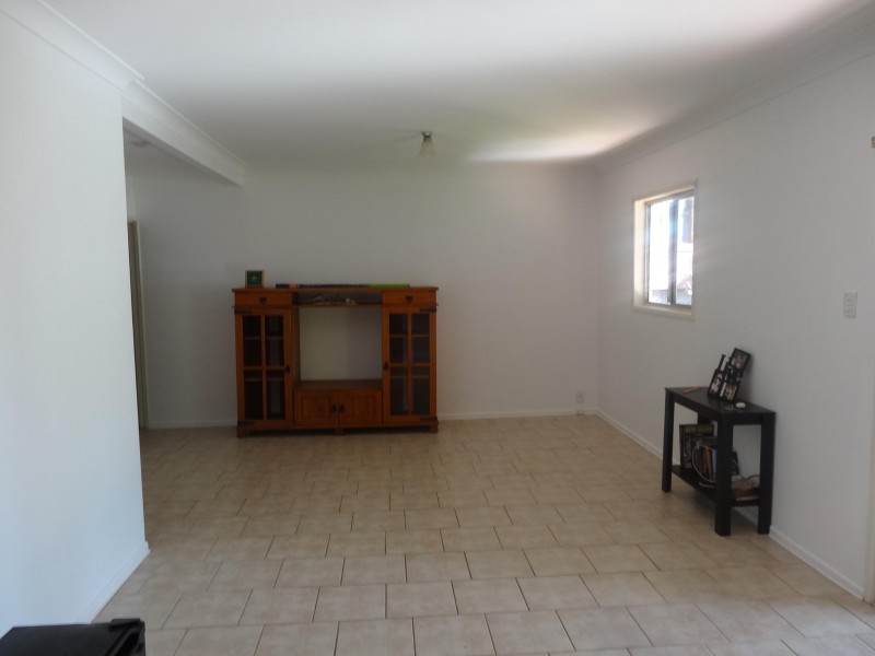 48 Tenanne Street, Russell Island QLD 4184