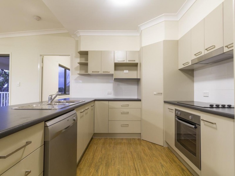 12 Leichhardt Terrace, Russell Island QLD 4184