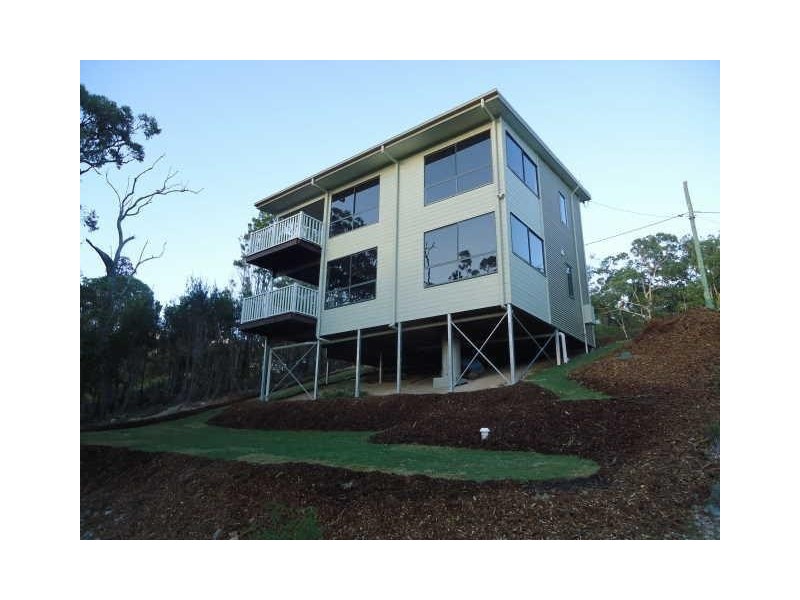 12 Leichhardt Terrace, Russell Island QLD 4184