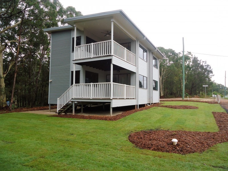 3  LEICHHARDT TCE, Russell Island QLD 4184