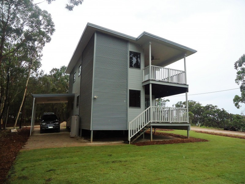 3  LEICHHARDT TCE, Russell Island QLD 4184