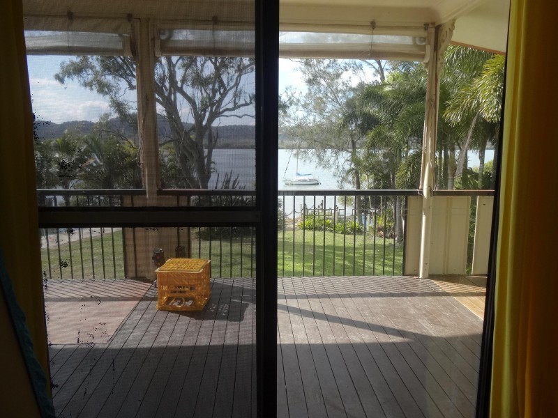 110 MINJERRIBA ROAD, Russell Island QLD 4184