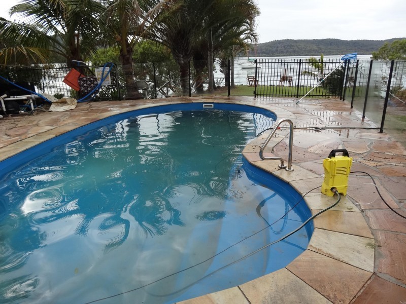 110 MINJERRIBA ROAD, Russell Island QLD 4184