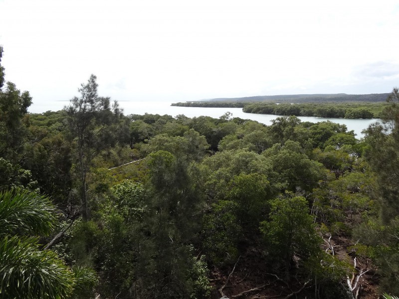 37 PATTERSON, Russell Island QLD 4184