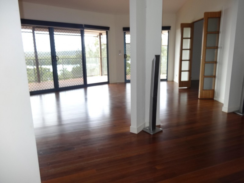 37 PATTERSON, Russell Island QLD 4184