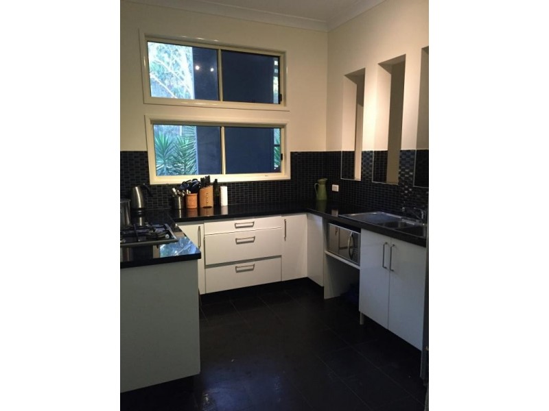 4 BENAUD STREET, Russell Island QLD 4184