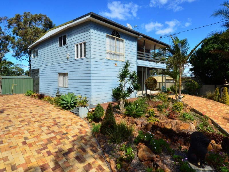 96 CRESCENT DVE, Russell Island QLD 4184