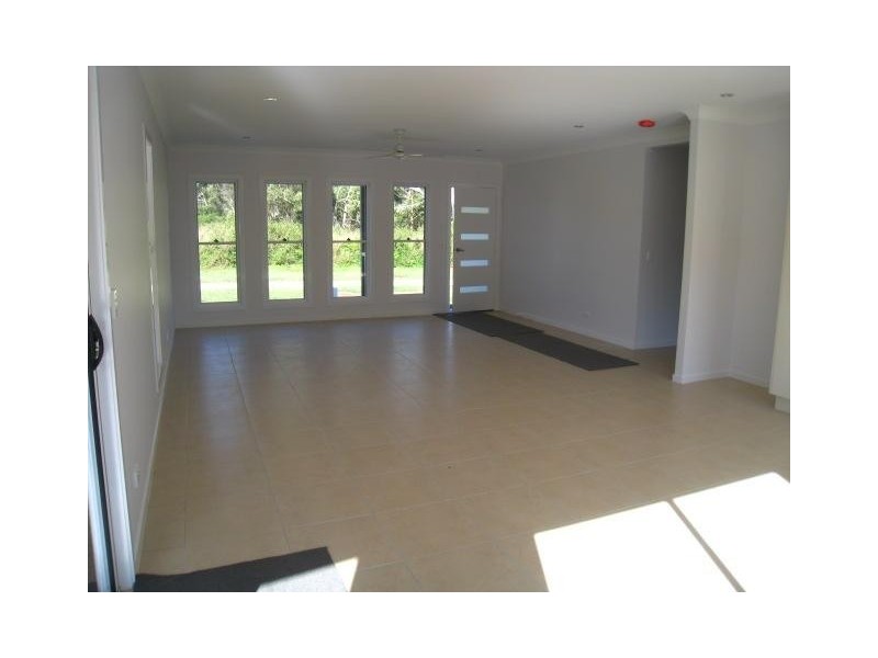 22 WAKEHILL  RD, Russell Island QLD 4184