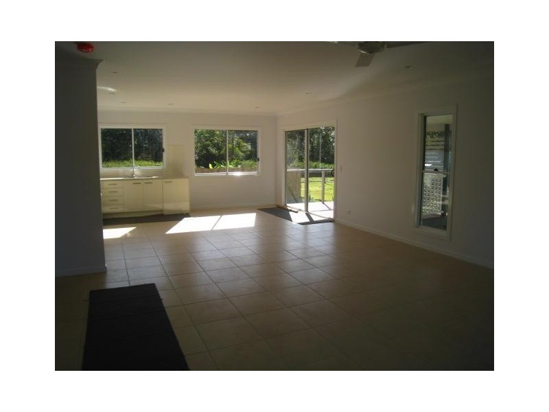 22 WAKEHILL  RD, Russell Island QLD 4184