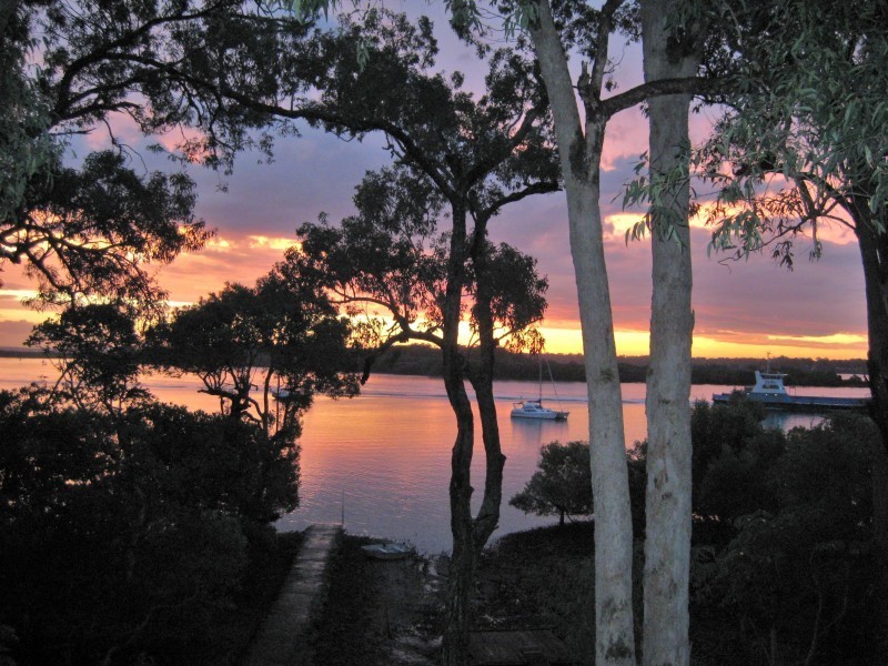 52-54 TENANNE ST, Russell Island QLD 4184